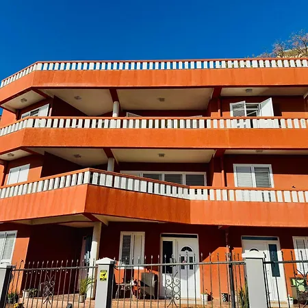Felix Aparthotel