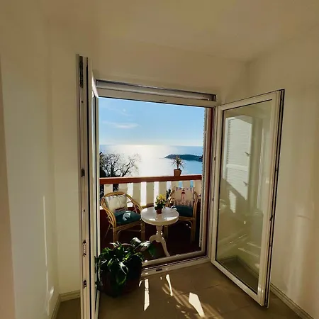 Aparthotel Felix Budva