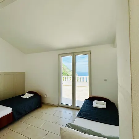 Aparthotel Felix *